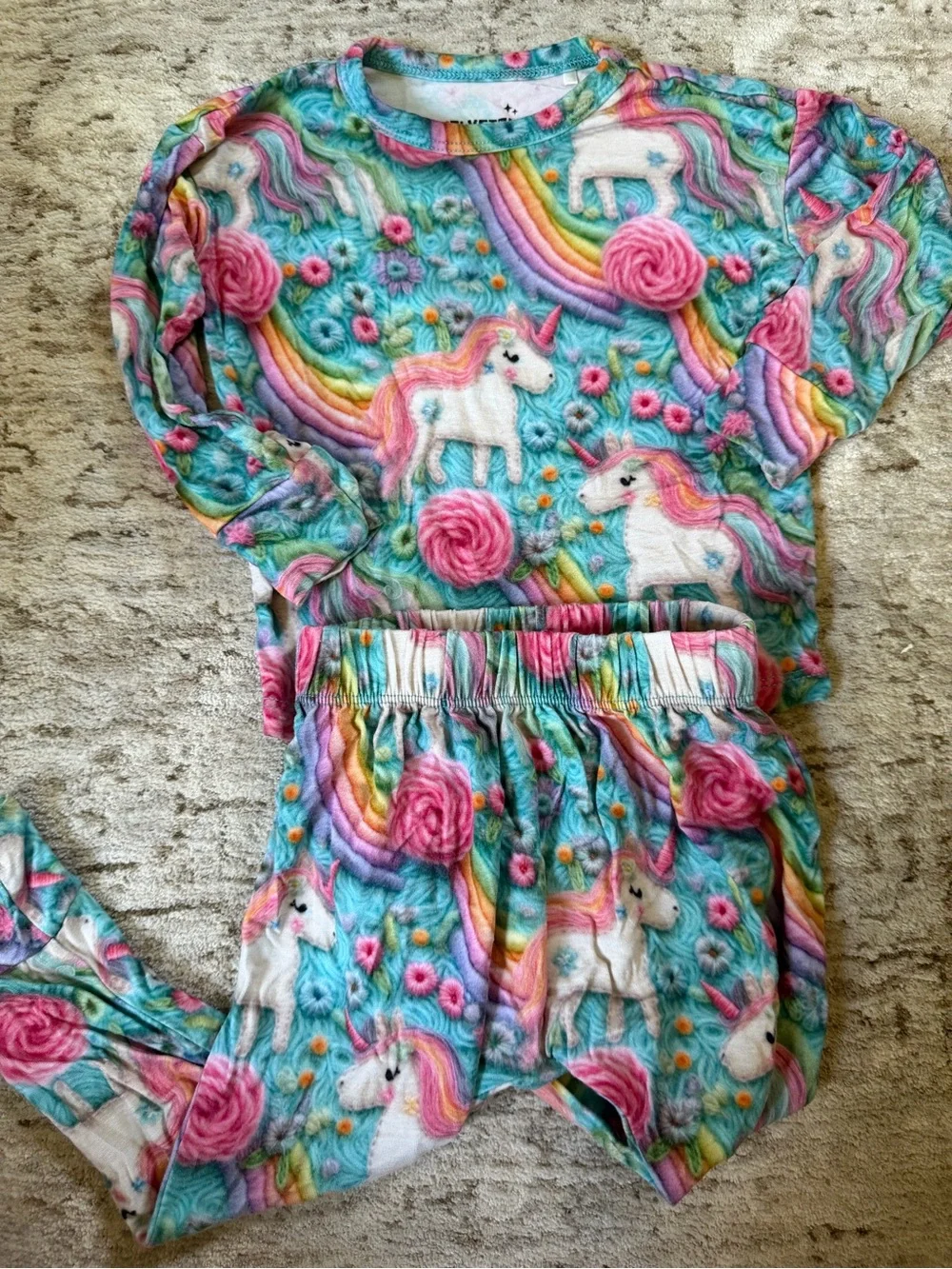 6-12 months Velveteen Bunny Knots Unicorn Print Pajama Set - Pink & Teal